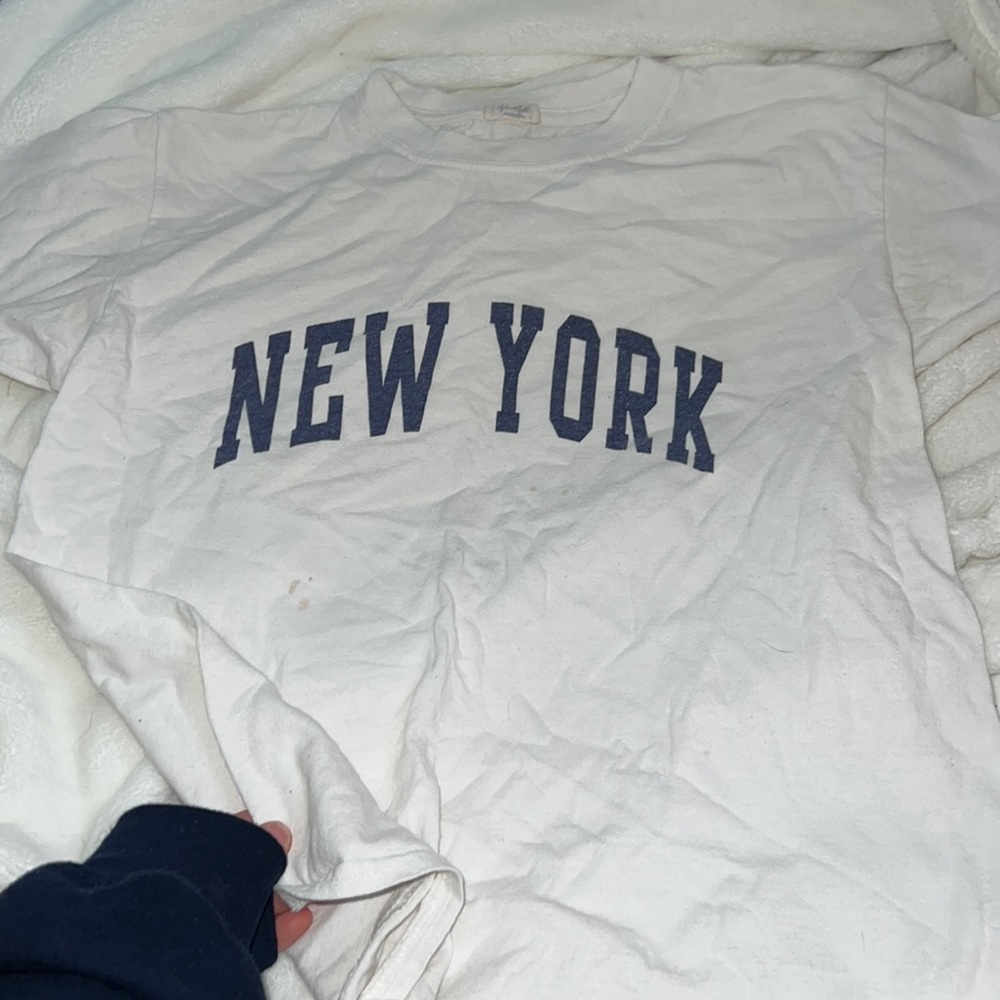 brandy melville new york tee